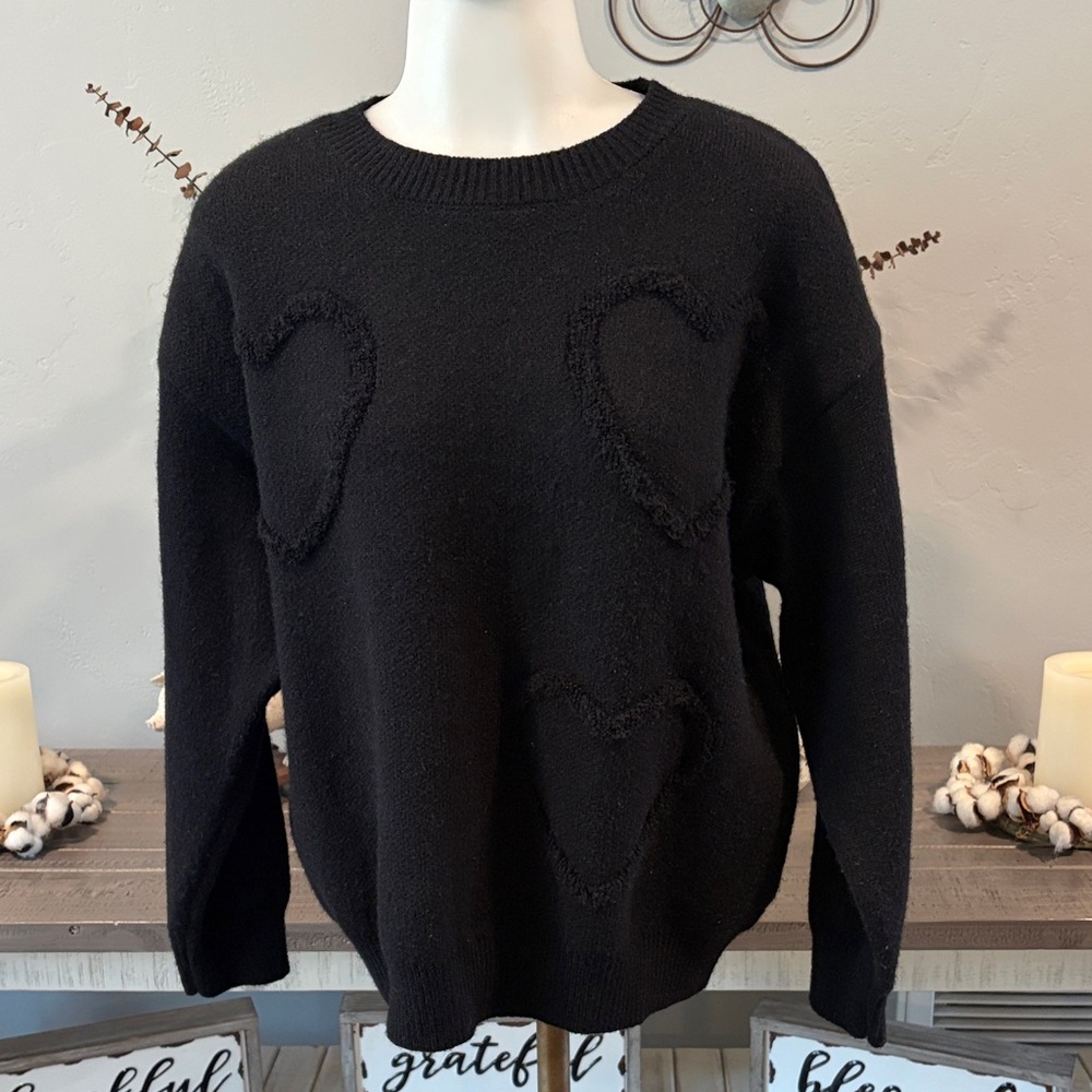 Black Heart Knit Crewneck Sweater - Women